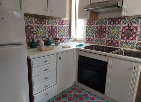 Kitchen or kitchenette, oven, stove