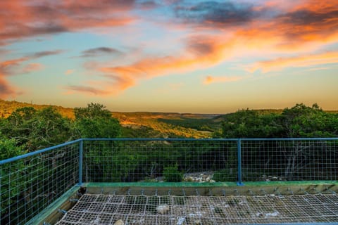 Mystic Hills Ranch House in Canyon Lake