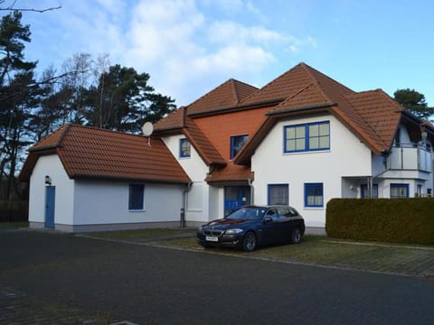 Property building, Parking