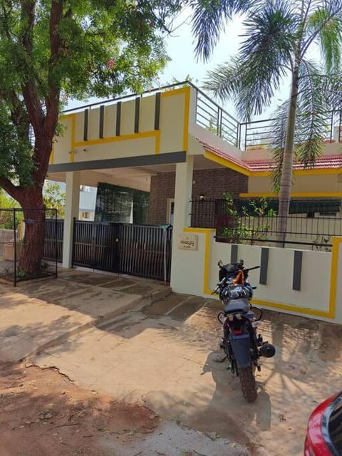 Ac 3 Bedroom House Mysore House in Mysuru