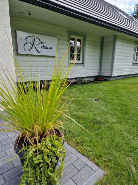 Reiu Rehetalu Chalet in Estonia