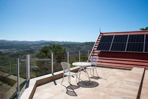 Balcony/Terrace, Mountain view