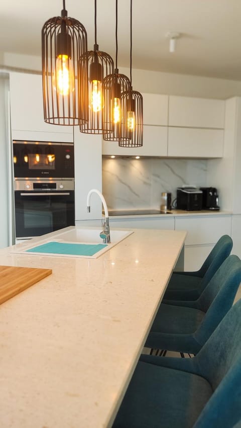 Kitchen or kitchenette, Dining area, kitchen