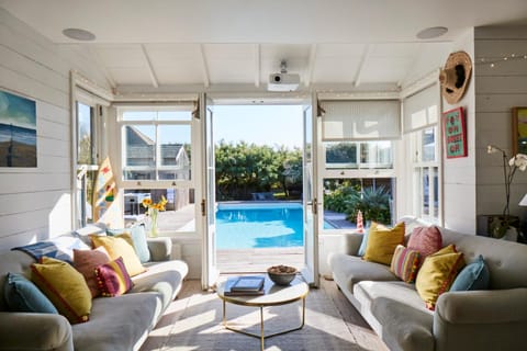 Beachfront House w Pool & Steam House in West Wittering