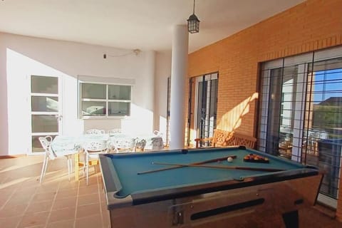 Patio, Billiard