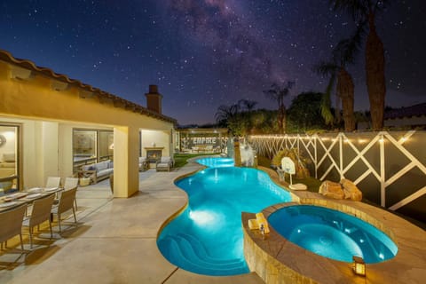 Night, Balcony/Terrace, Swimming pool