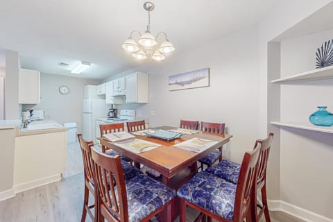 Seascape Apartment in Murrells Inlet