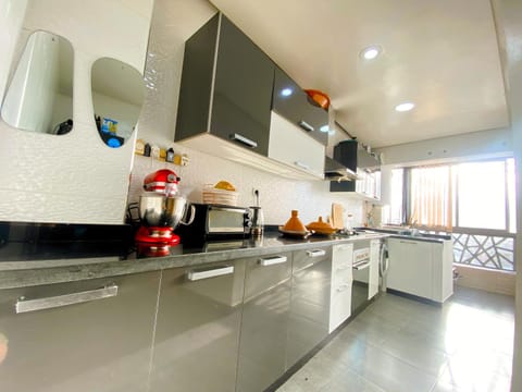 Kitchen or kitchenette, oven, stove, kitchen