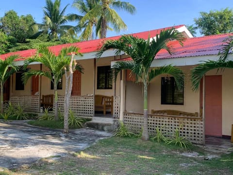 palanas white sand beach resort Hotel in Central Visayas