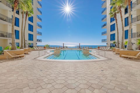 Property building, Pool view, Swimming pool, sunbed