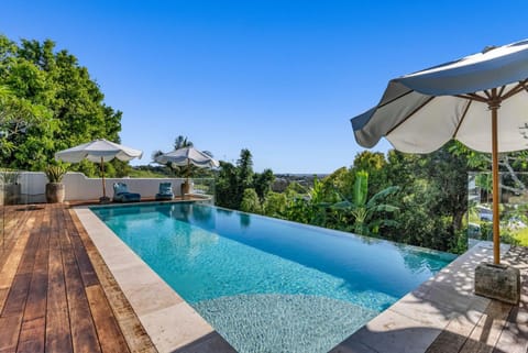 Patio, Day, Natural landscape, Garden, Garden view, Pool view, Swimming pool, sunbed