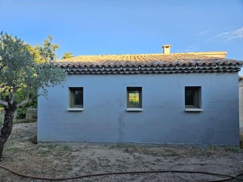 Villa Un Dimanche en Provence, avec piscine privée & vue House in Gordes