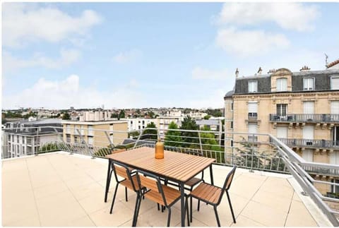 Duplex with Rooftop - 3BD for 6P - Nogent-sur-Marne Apartment in Nogent-sur-Marne