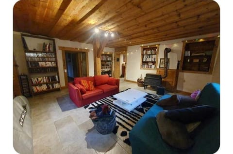 Chalet Combe Apartment in Arâches-la-Frasse