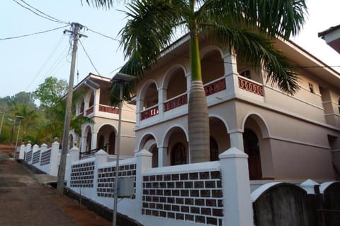 Property building, Day, Landmark view