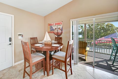 Bonita Bliss Beach House, 3 Bed 2 Bath, Sleeps 6 House in Bonita Springs