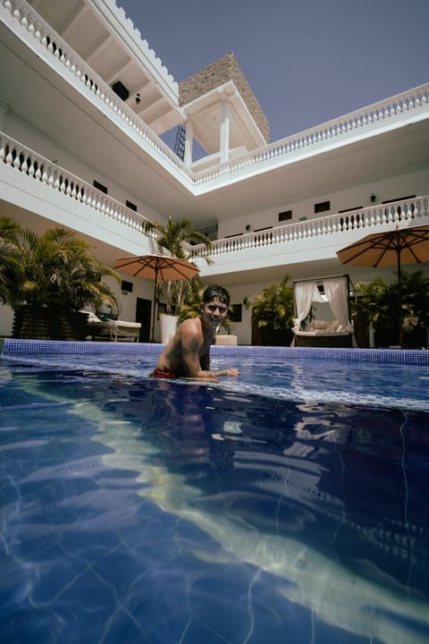 Day, People, Pool view, Swimming pool