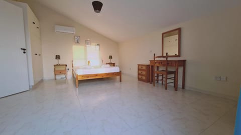 STAY Sea and Salt Lake Panoramic View Apt Apartment in Larnaca