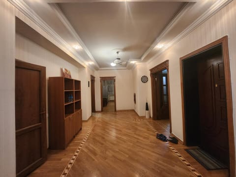 Apartments in Baku city 3 bedroom Apartment in Baku