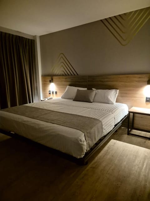 Bed, Photo of the whole room, Bedroom, room service