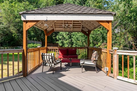 Patio, Balcony/Terrace, Garden view