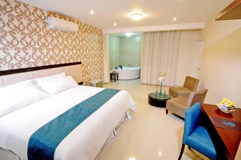Dom Hotel Hotel in Piura