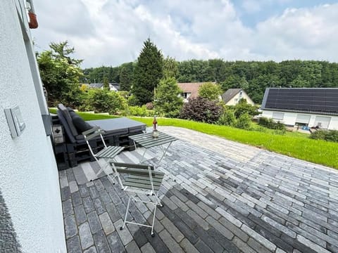 Balcony/Terrace, Dining area, Garden view