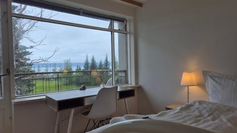 Bed, Bedroom, Mountain view, Sea view