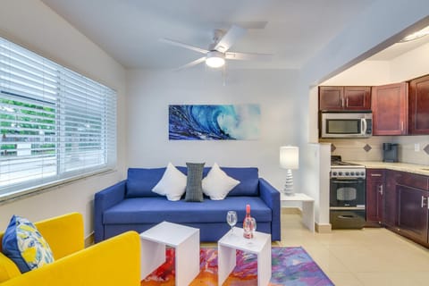 Hallandale Beach Condo 2 Mi to Ocean! Apartment in Hallandale Beach