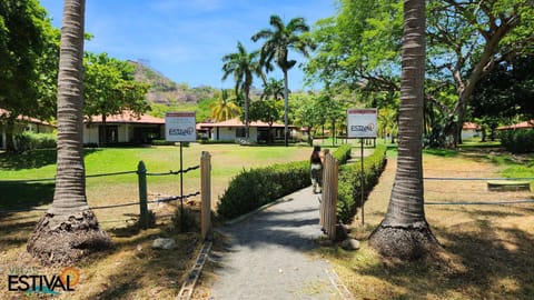 El Paraíso en Playa Prieta Villa in Guanacaste Province