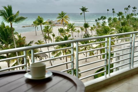 Day, Natural landscape, View (from property/room), Balcony/Terrace, Beach, Sea view