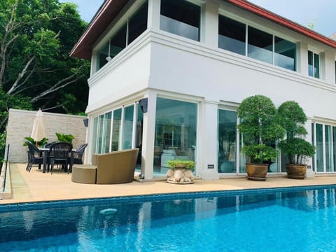 Epic Mountain View 3 bedroom Pool Villa 2 mins to the layan beach Villa in Choeng Thale