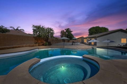 Desert Escape - Private Pool - Spa House in Indio