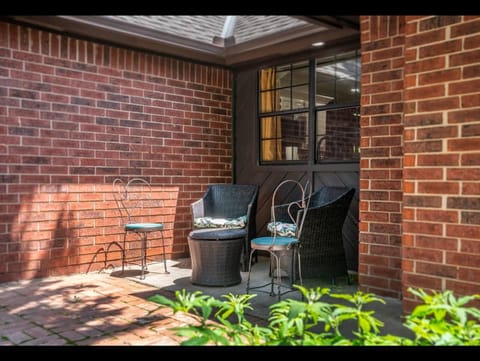 Spacious Retreat with Shaded Yard & Games home House in Edmond