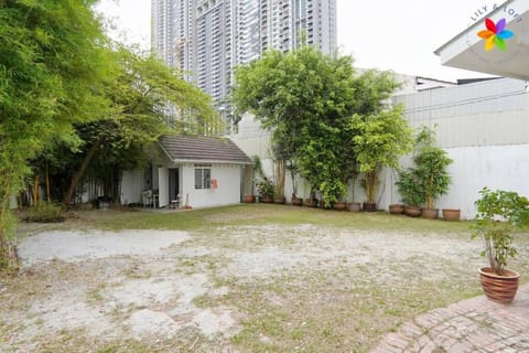 30P White House Retreat - Pool & Event Hall Villa in Kuala Lumpur City