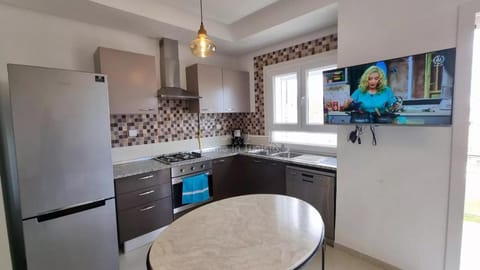 Location saisonniere Triplex Chatt Meriem Apartment in Tunis