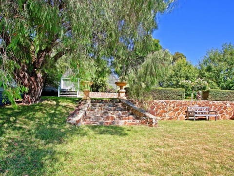 Sorrento Ridge House in Portsea