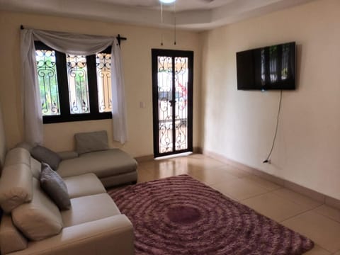 Apartamento con piscina Apartment in Managua