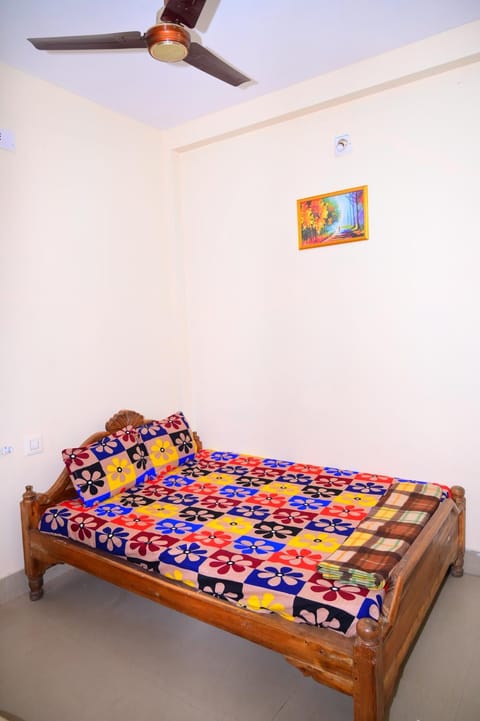 Mor Hotel Star Lodge- Near Temple - Best Selling & Best Choice of Travellers Hotel in Puri