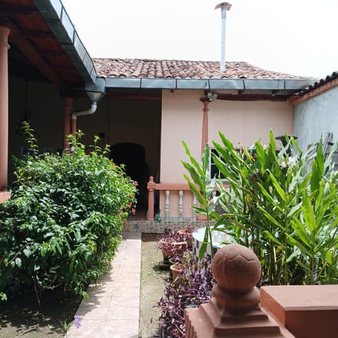 Casa y Galeria de arte, Suchitoto Vacation rental in San Salvador Department, El Salvador