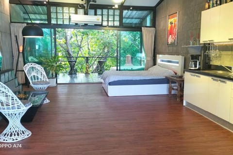 Phuket Beach Boutique studio, panoramic Apartment in Chalong