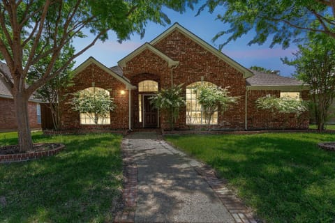 Family Fun Retreat- Pool & Entertainment Haven! home House in Frisco