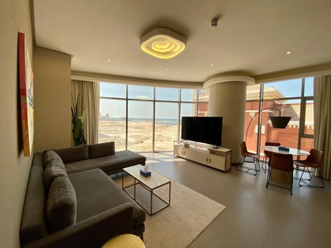 Communal lounge/ TV room, TV and multimedia, Living room, Seating area, Evening entertainment