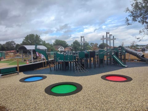 Day, Children play ground