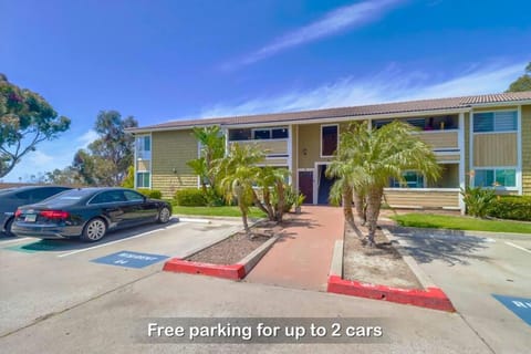 Spacious 3BR Family Home, Free Pool, Tub and Parking Apartment in Chula Vista