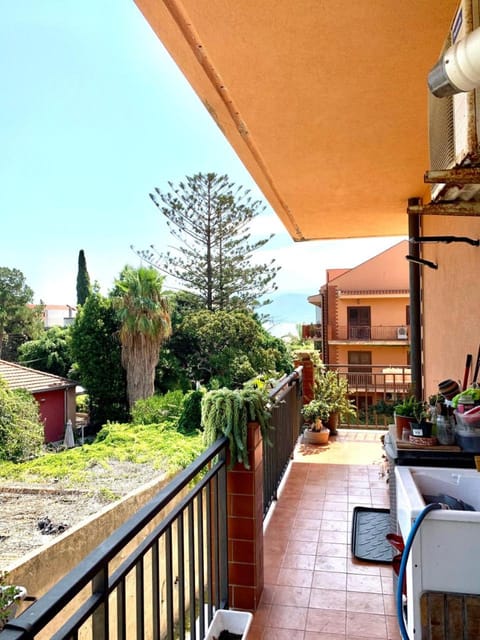 Property building, Patio, Day, Garden, View (from property/room), Balcony/Terrace