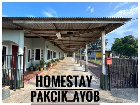 Homestay Pakcik Ayob House in Besut