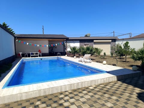 Day, Pool view, Swimming pool, sunbed