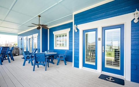 YoHo Hideout home House in Bolivar Peninsula