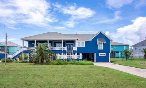 YoHo Hideout home House in Bolivar Peninsula